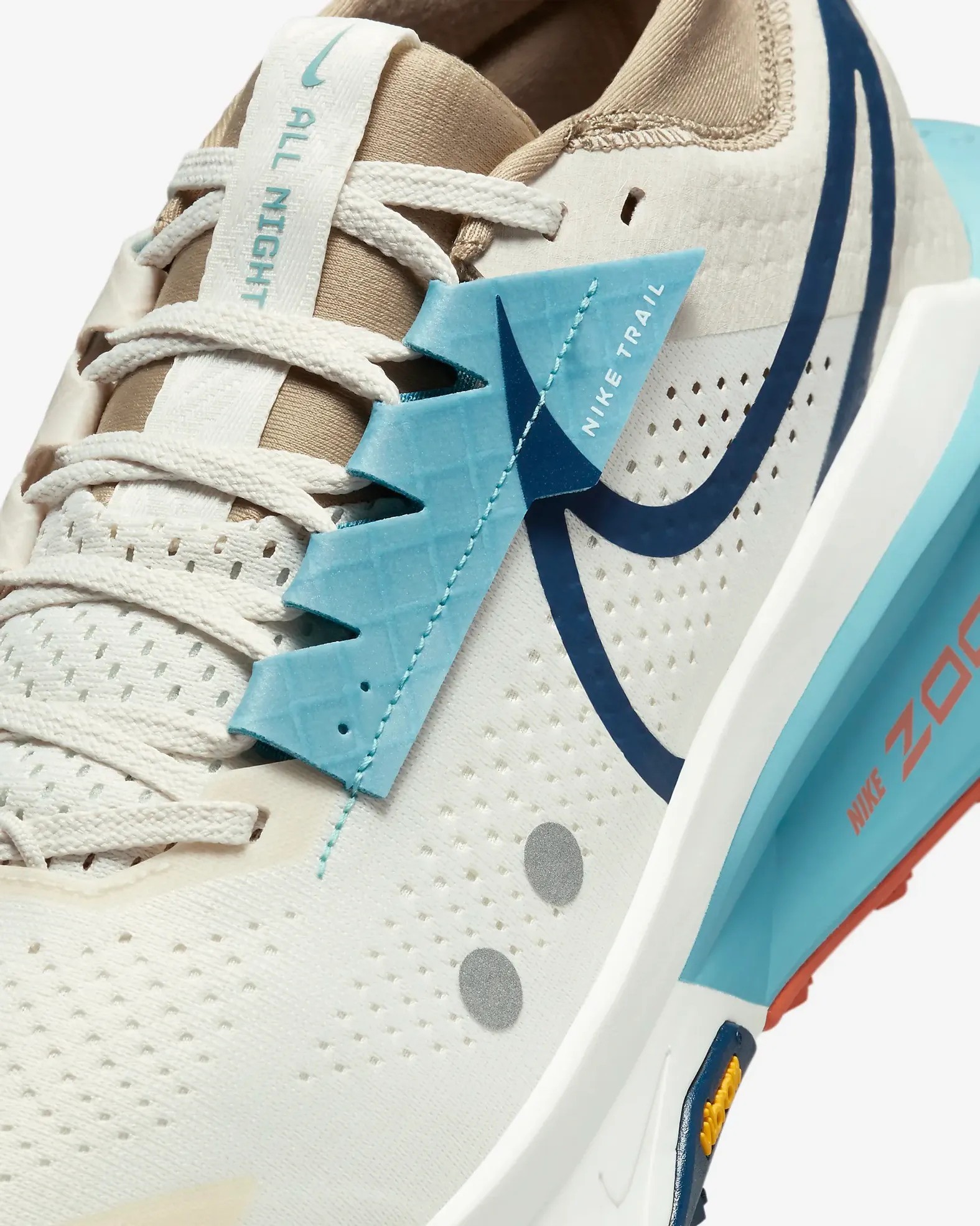 Men's Nike Zegama Trail 2 - Phantom/Khaki/Denim Turquoise/Midnight